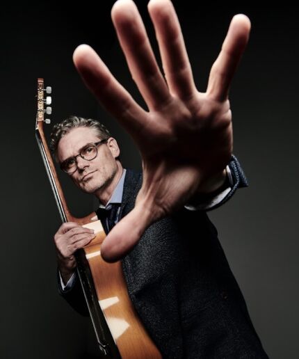 Jesse Cook, artiste produit par JMP
